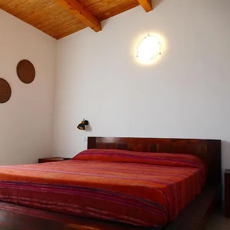 Soleluna Bed and breakfast Castiadas